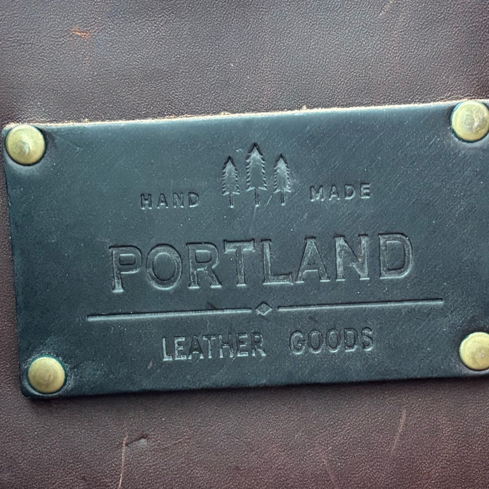 Portland Leather Handmade Classic Medium Tote Bag - Picture 4 of 14
